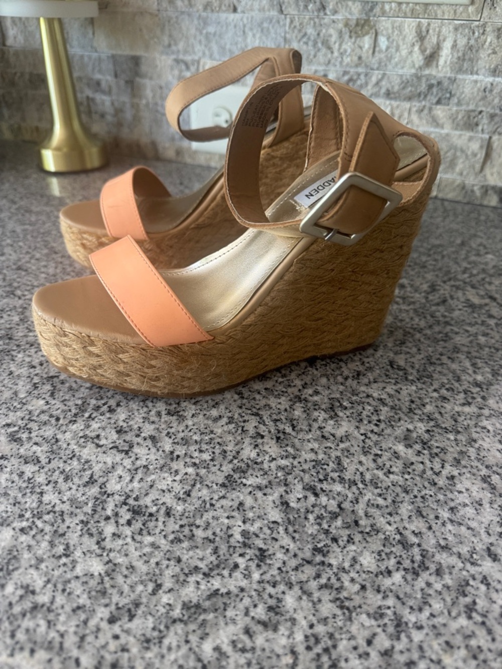 Steve Madden Hamptin Peach and Tan Espadrille Platform Wedges - Size 9